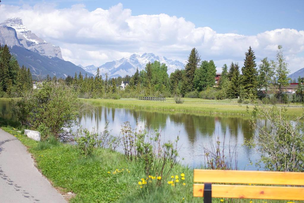 Luxury Canmore Vacations Екстер'єр фото
